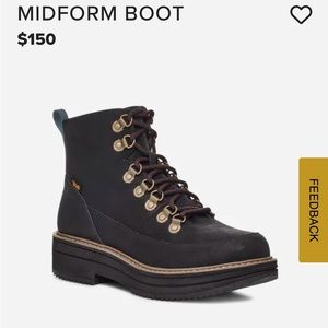 Teva Midform boots in black barely worn, like new.